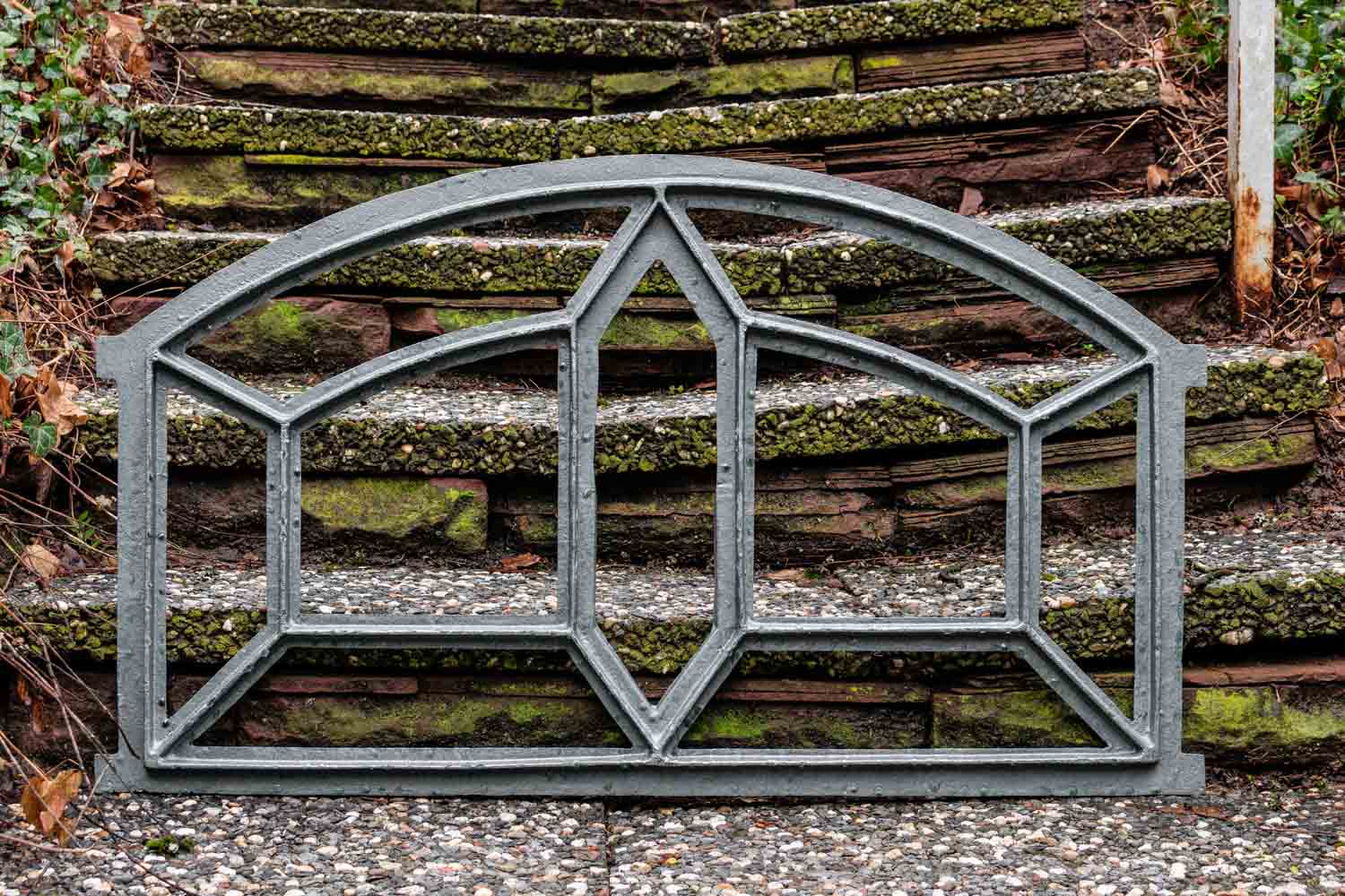 Fenster grau Stallfenster Eisenfenster Scheunenfenster Eisen 89cm Antik-Stil (o)