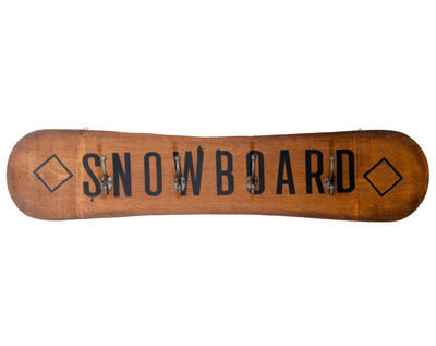 snowboard, holzboard, braunes board, recyceltes snowboard, gravierter text
